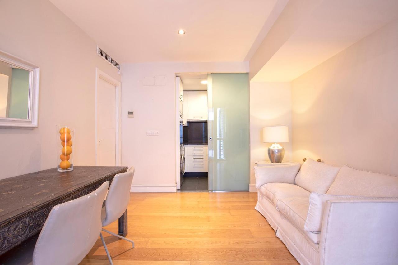 מאלגה Acogedor Apartamento Junto A La Catedral By Rent Me מראה חיצוני תמונה